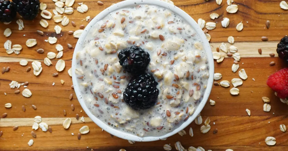 Overnight Oats with Berries